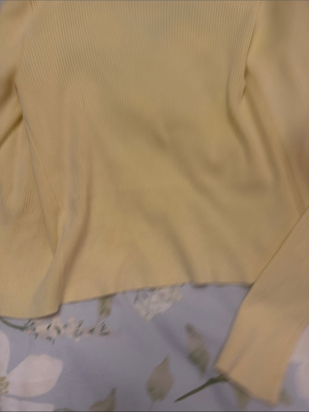 Marled Pale Yellow Ribbed Button Cardigan - Picture 3 of 3